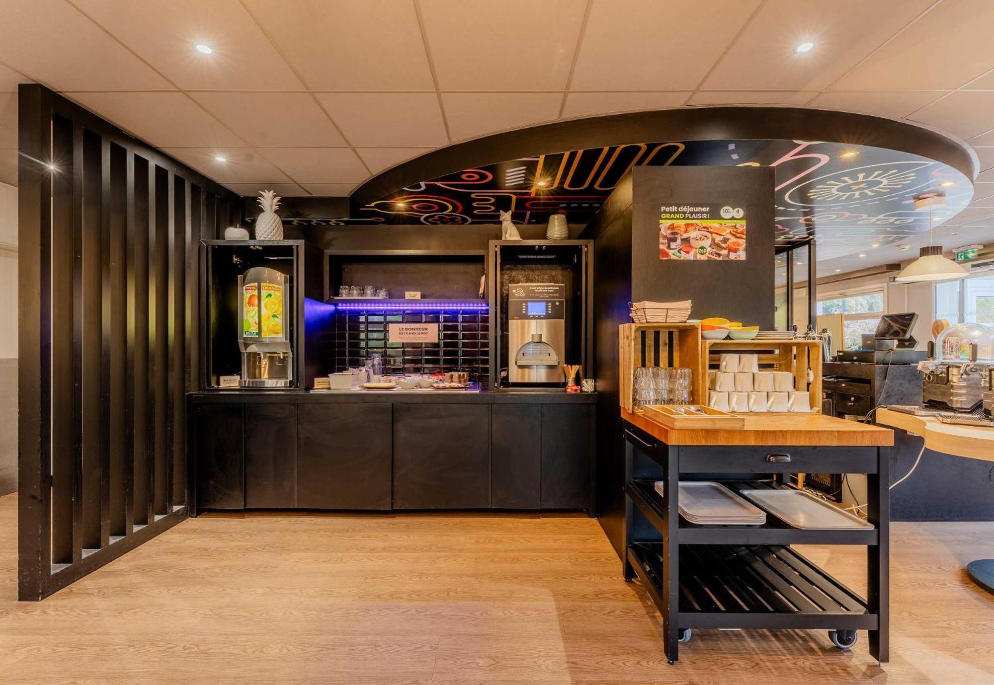 B&B Hotel Lille Villeneuve D'Ascq Grand Stade Eksteriør bilde