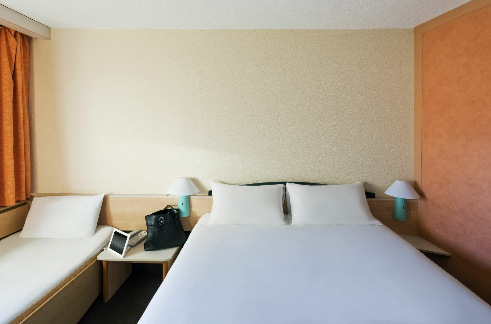 B&B Hotel Lille Villeneuve D'Ascq Grand Stade Eksteriør bilde